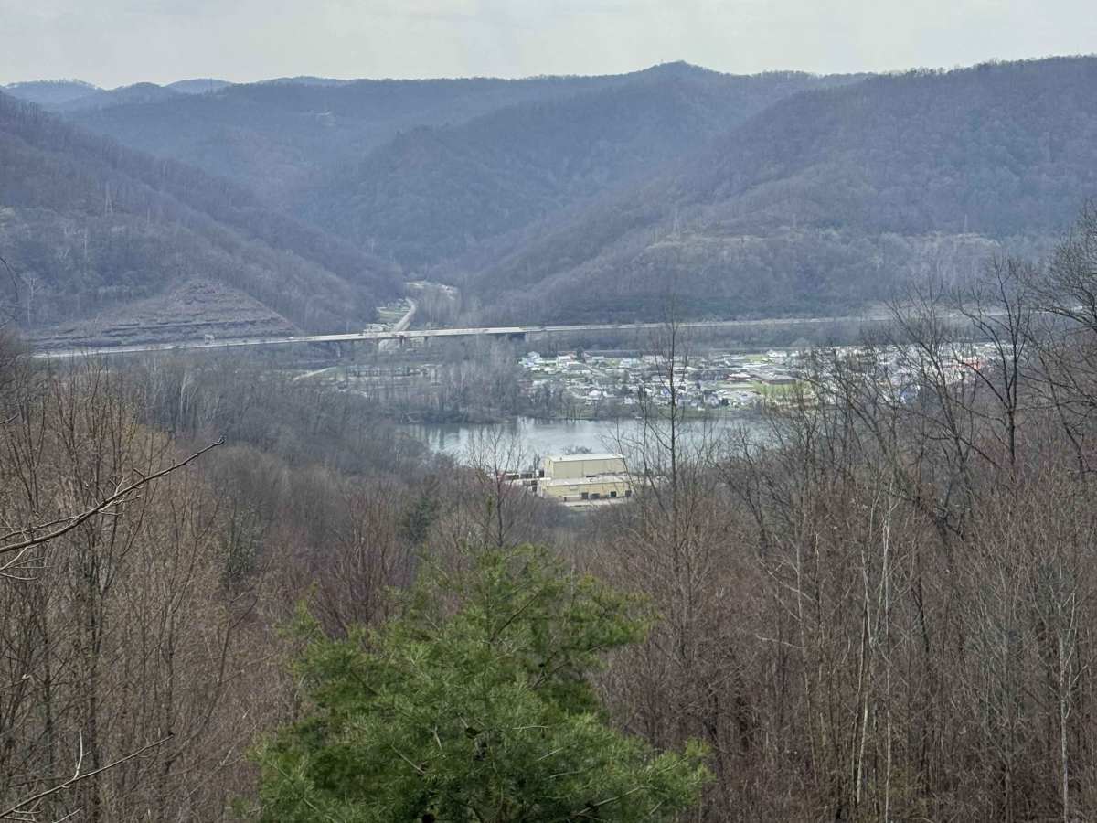 Q16 trail photo
