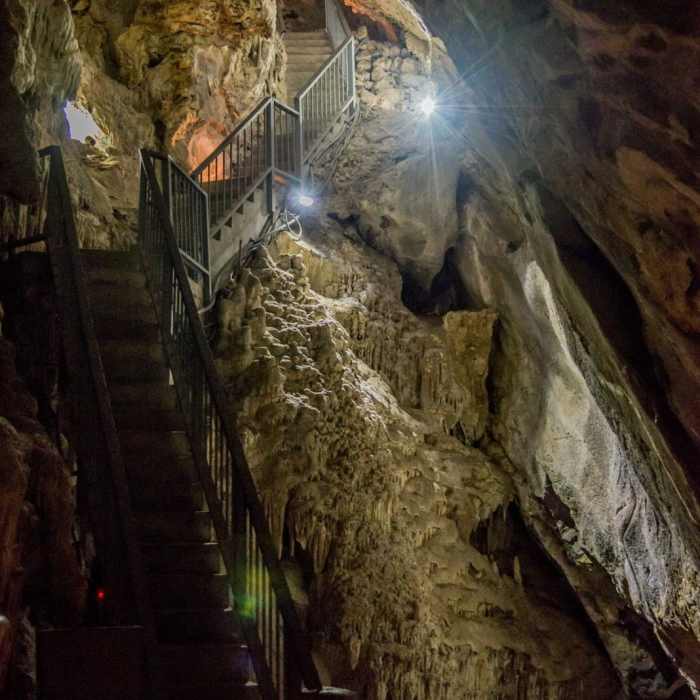 Near Lewis & Clark Caverns