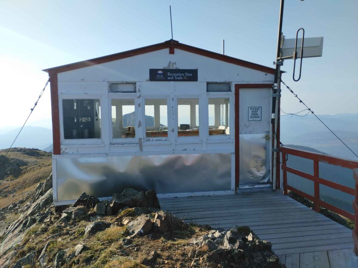 Two Sisters Fire Lookout  photo 4