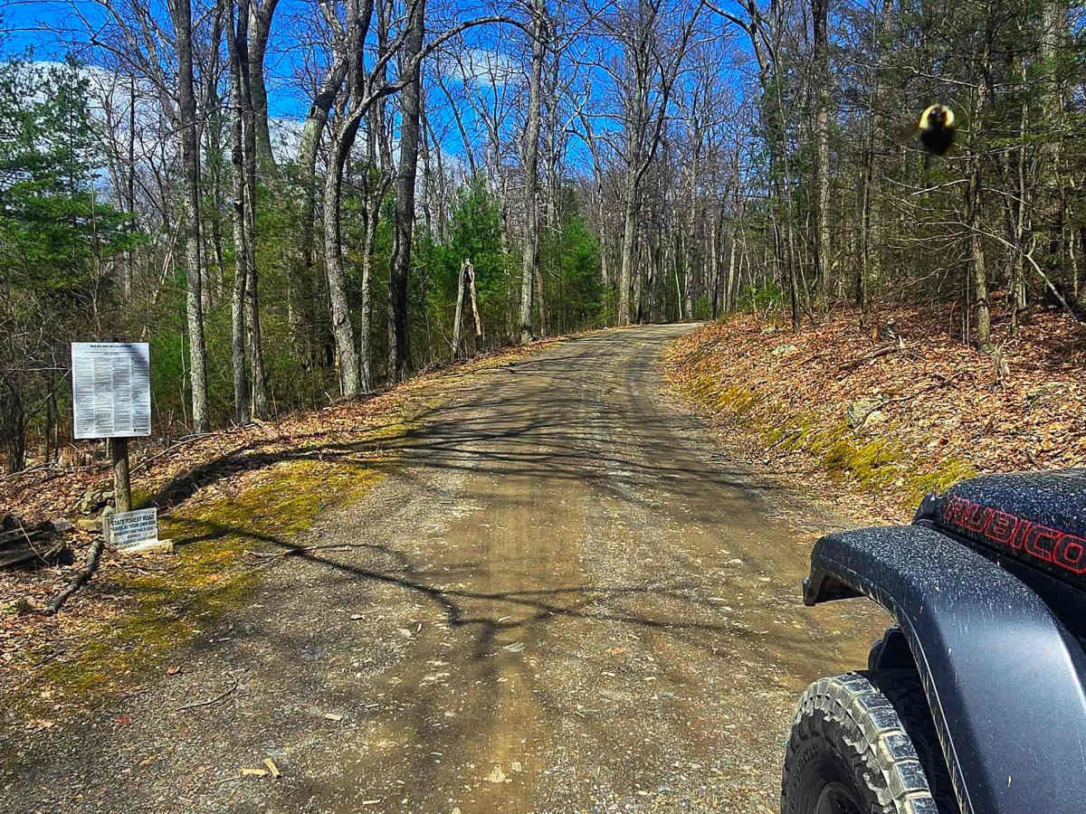 Three Springs Road trail photo