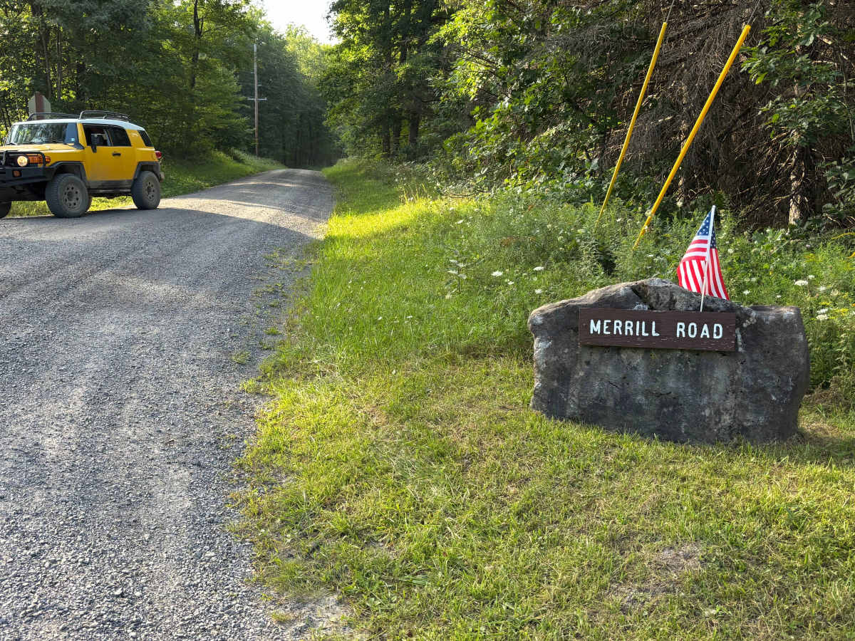 Merril Road trail photo