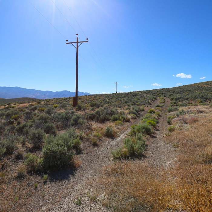 Near Golconda Summit Directional Arrow