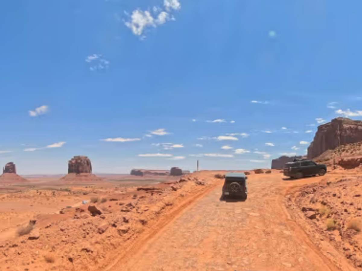 Monument Valley Loop photo 4