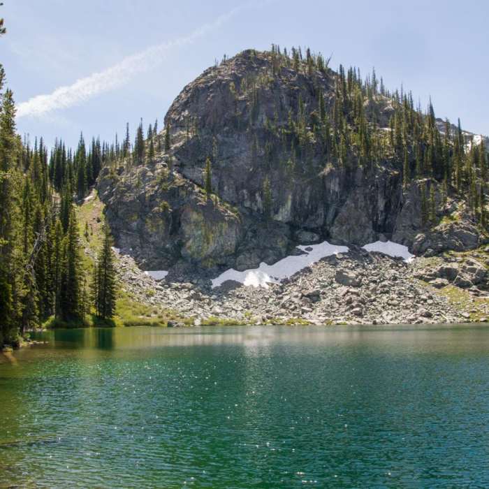 Near Seven Devils: Windy Saddle to Sheep Lake