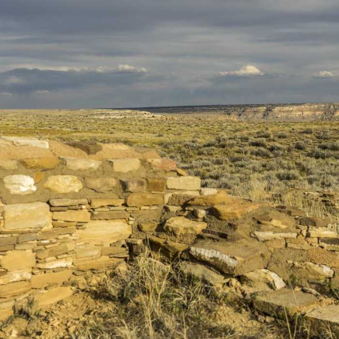Near Pueblo Alto Trail