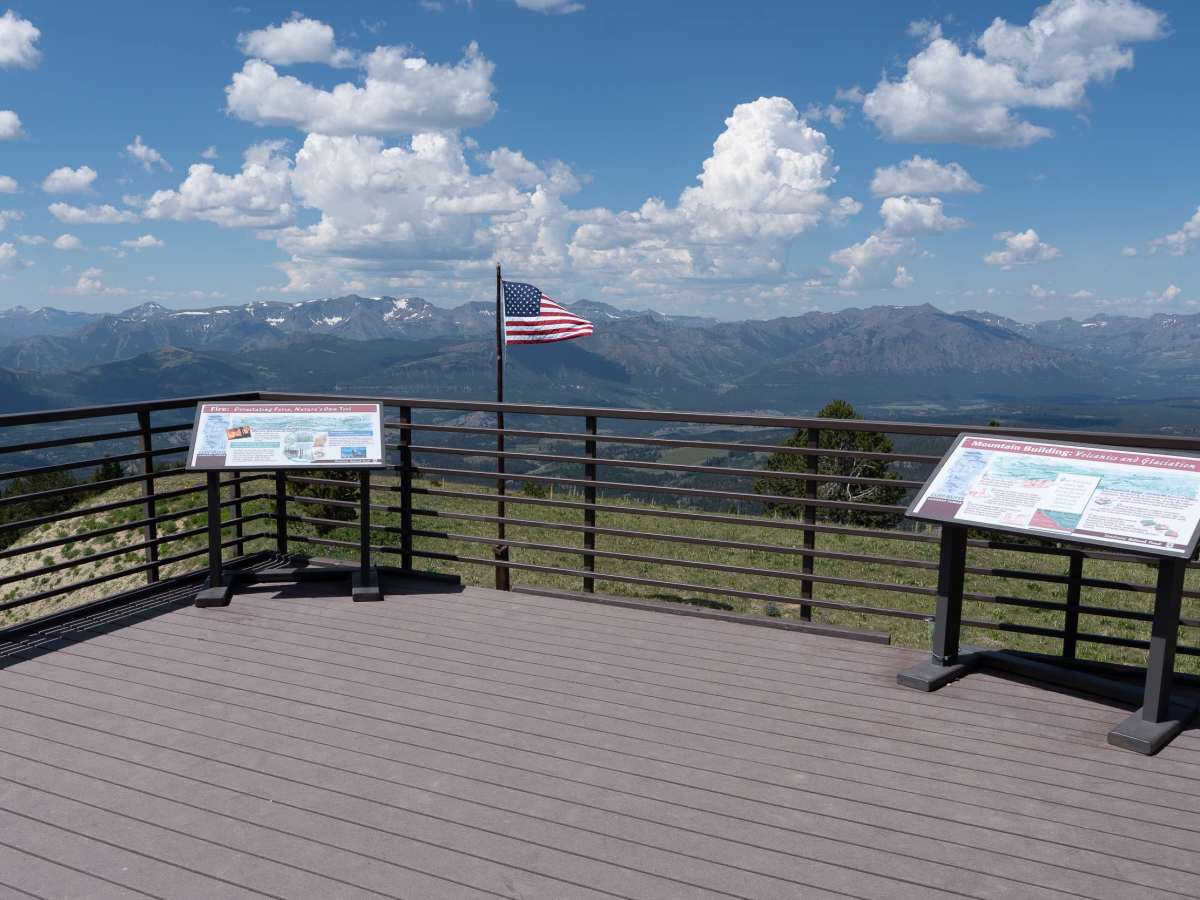 Clay Butte Lookout Tower trail photo