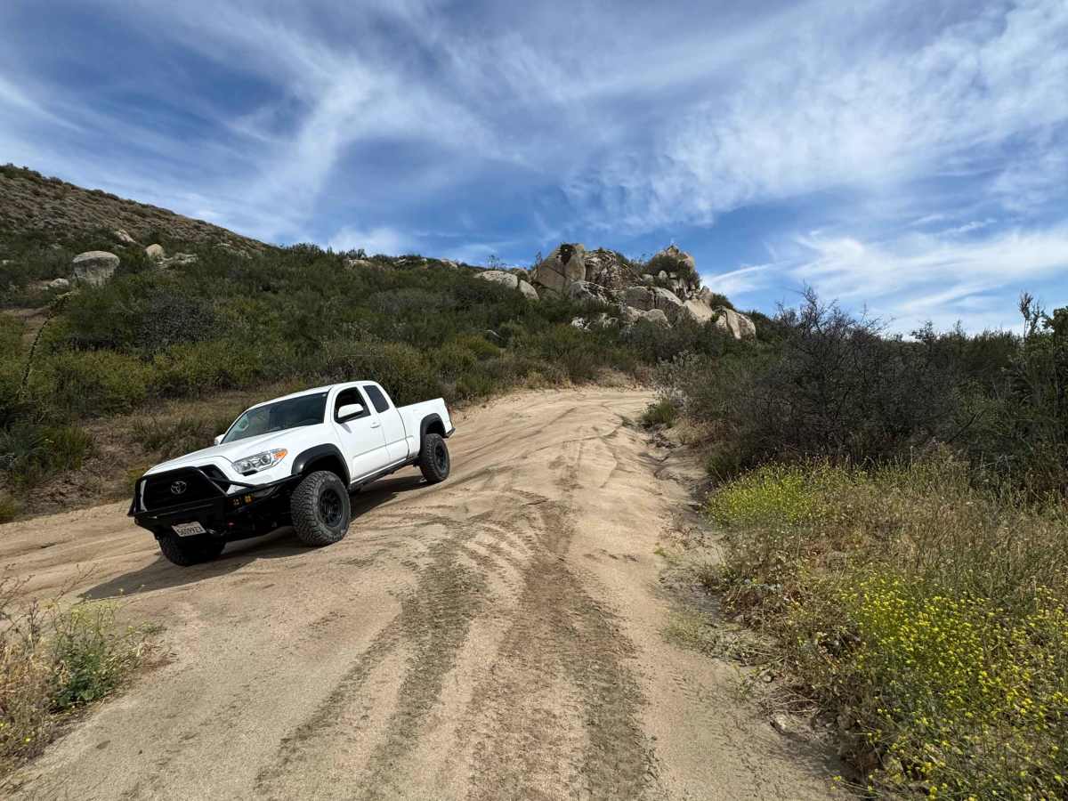 Bee Canyon photo 5