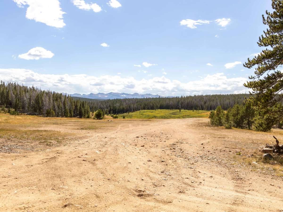 Deadman Road photo 5