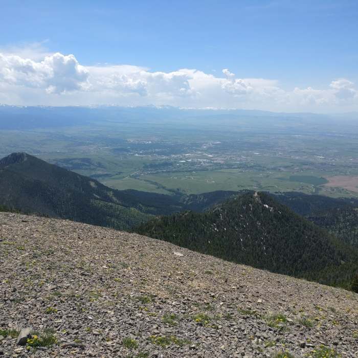 "Baldy Mountain View" by LunchboxLarry (https://tinyurl.com/s5pwq2x), Flickr licensed under CC BY-SA 2.0 (https://creativecommons.org/licenses/by-sa/2.0/). Near Bridger Ridge Traverse 2.0 (M to Corbly)