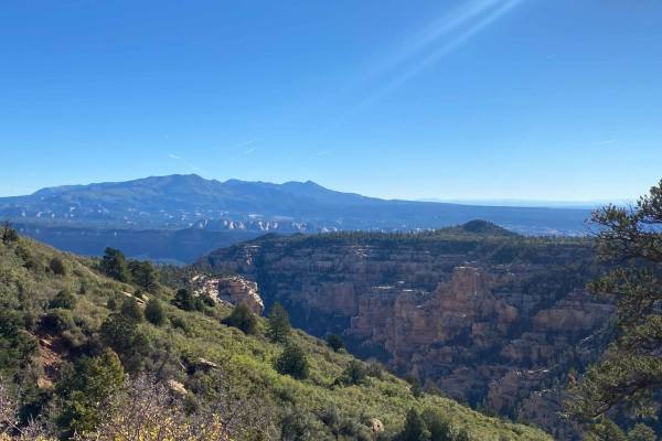 Elk Ridge Shelf Road
