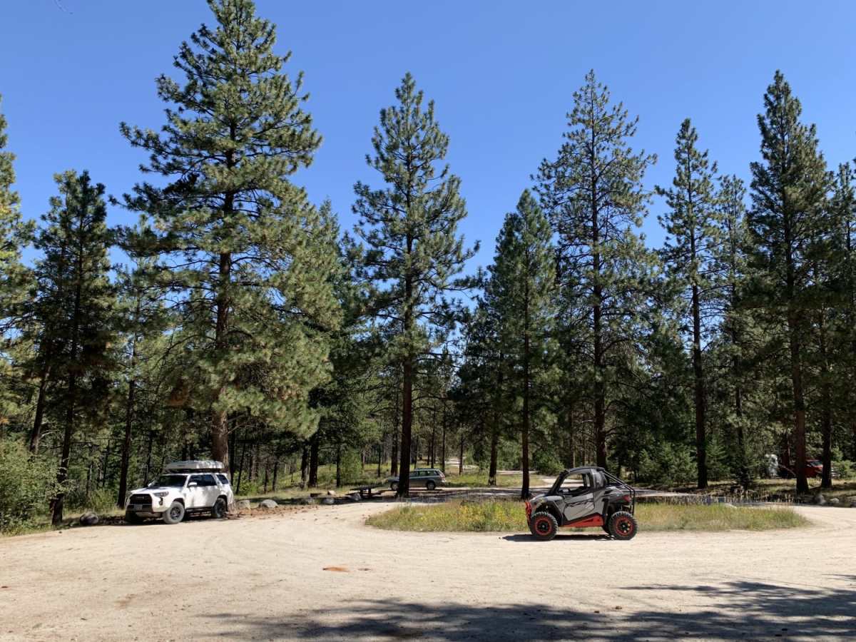 Mill Creek Trailhead trail photo