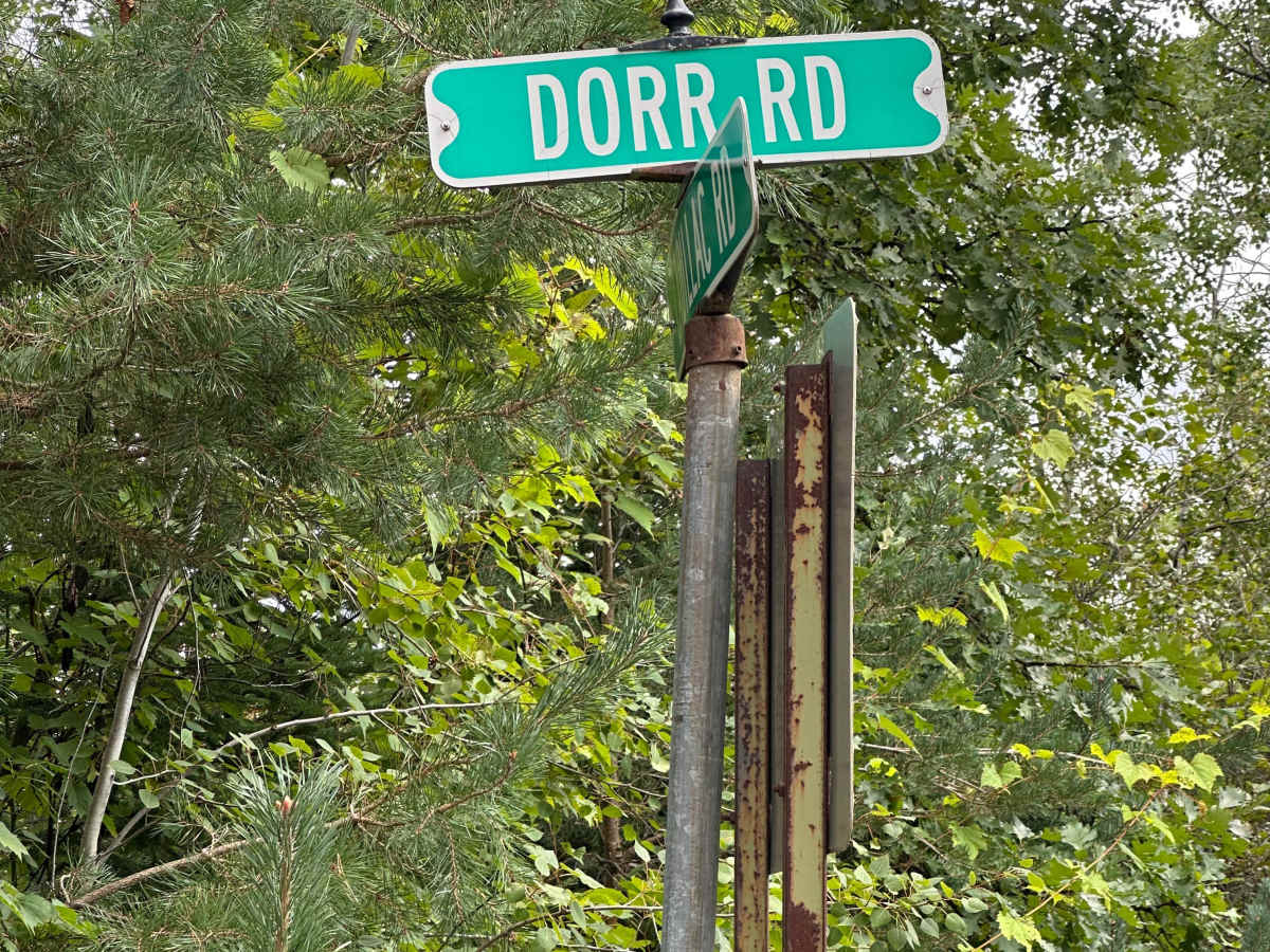 Dorr Road trail photo