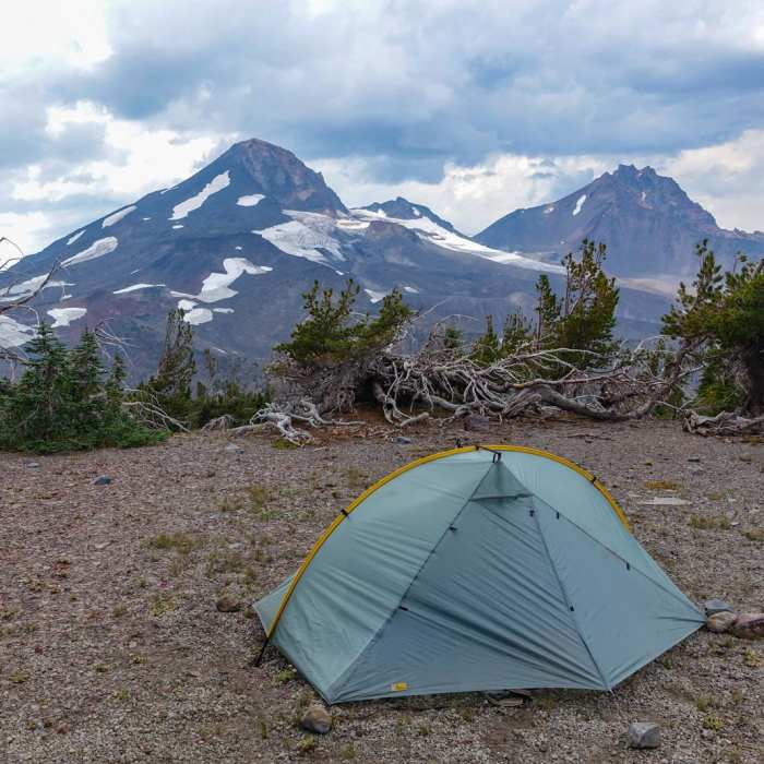 Near Three Sisters Loop