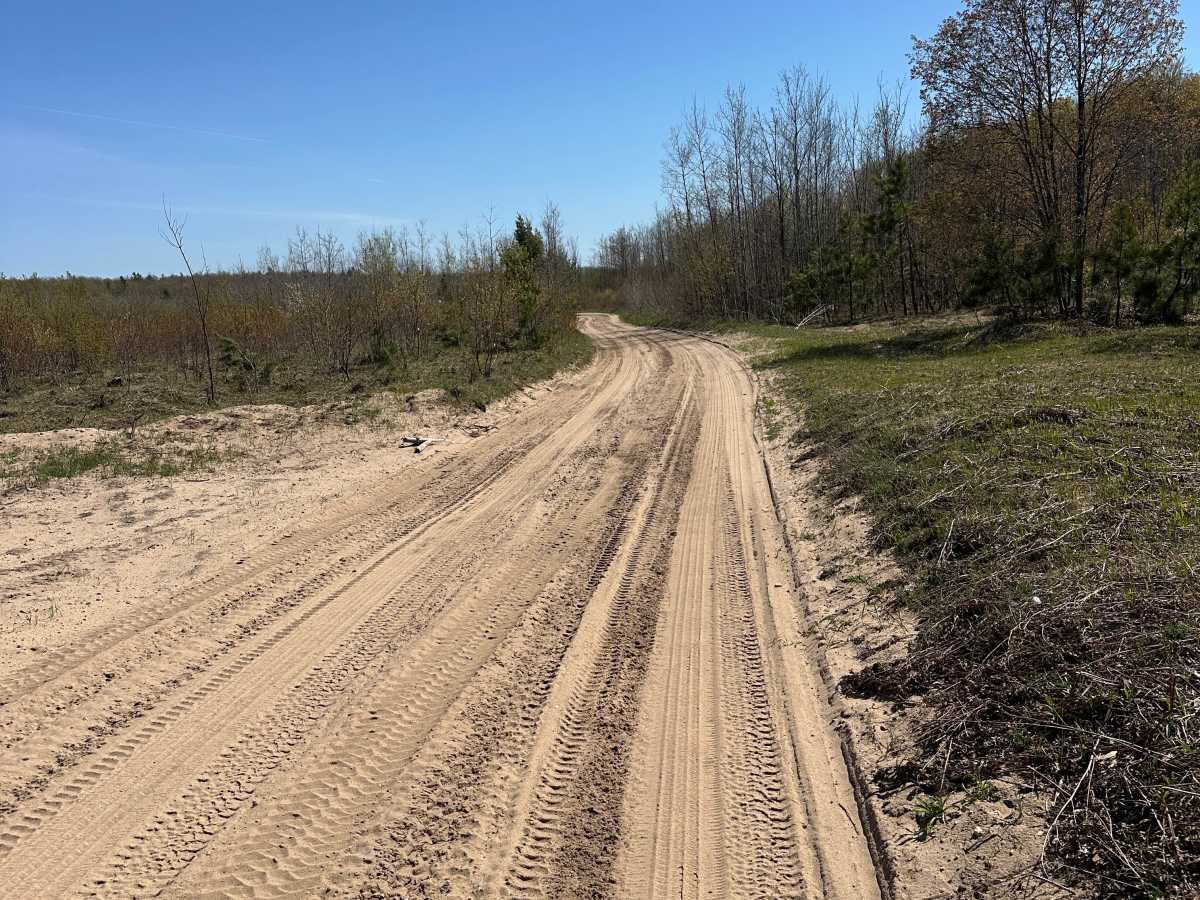 Summit Road photo 2