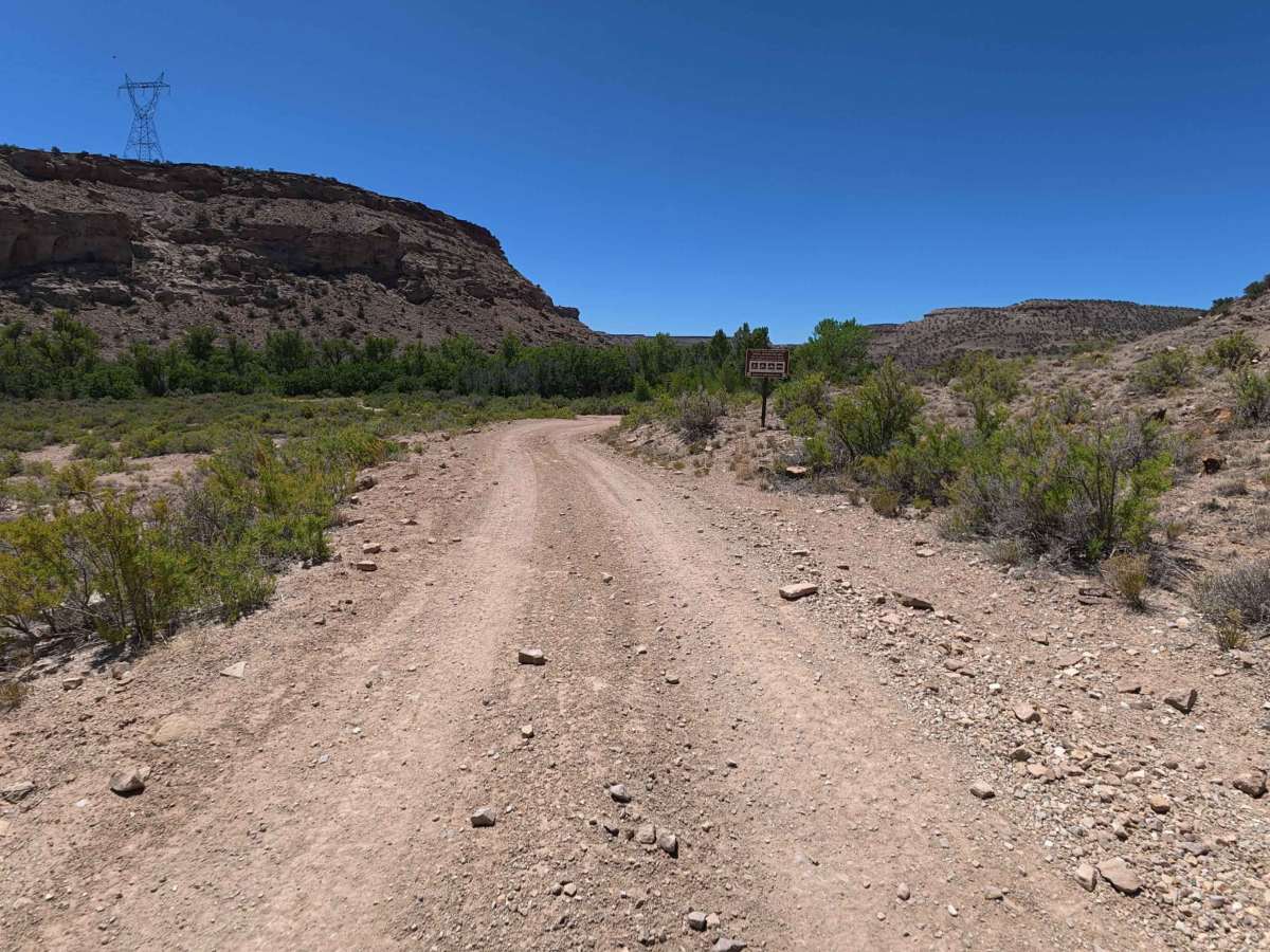 Dry Creek Road trail photo