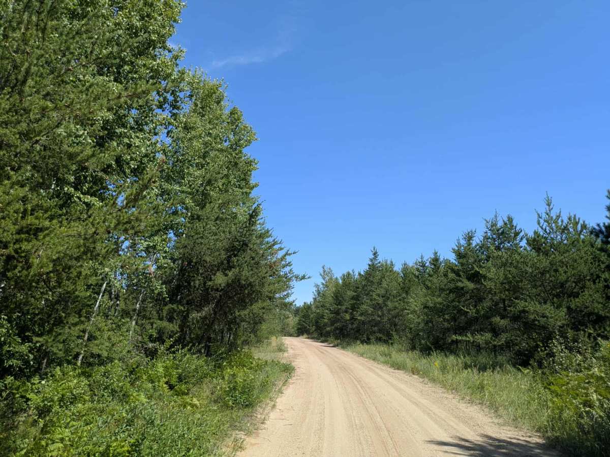 Carps Trail photo 2