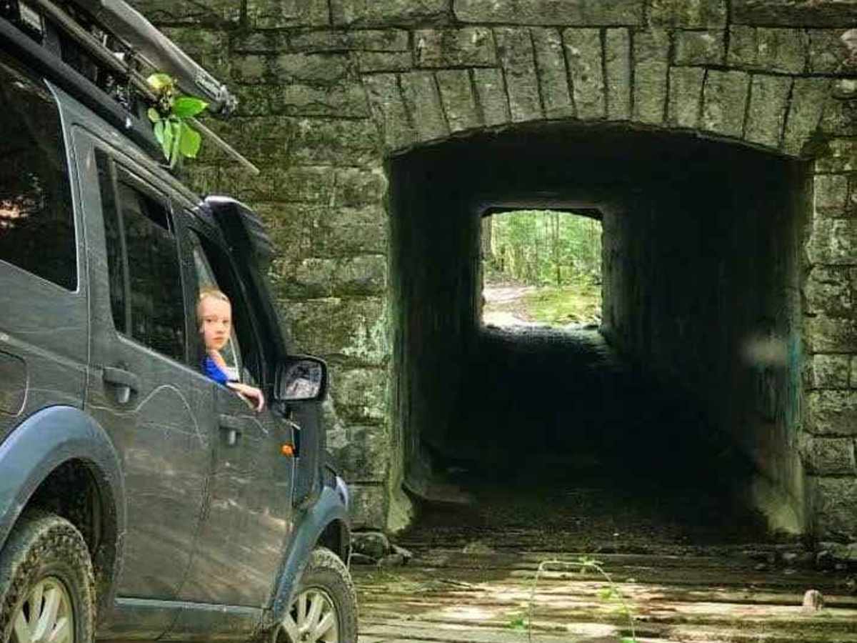 Enchanted Creek trail photo