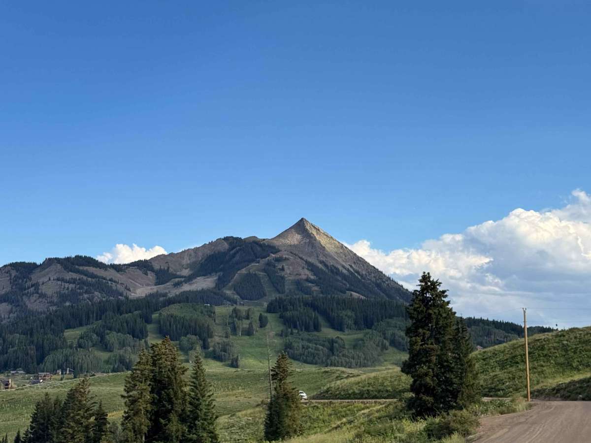 Gothic Road trail photo