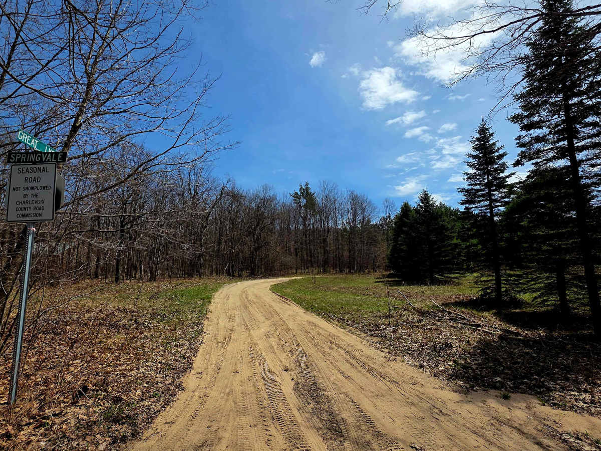 Great Lakes Road photo 2