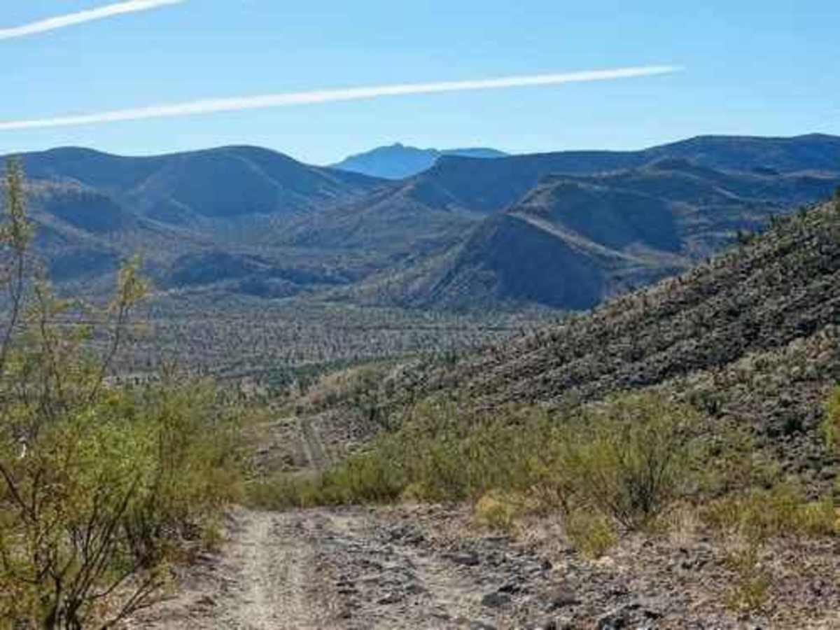 Hualapai Foothills photo 3