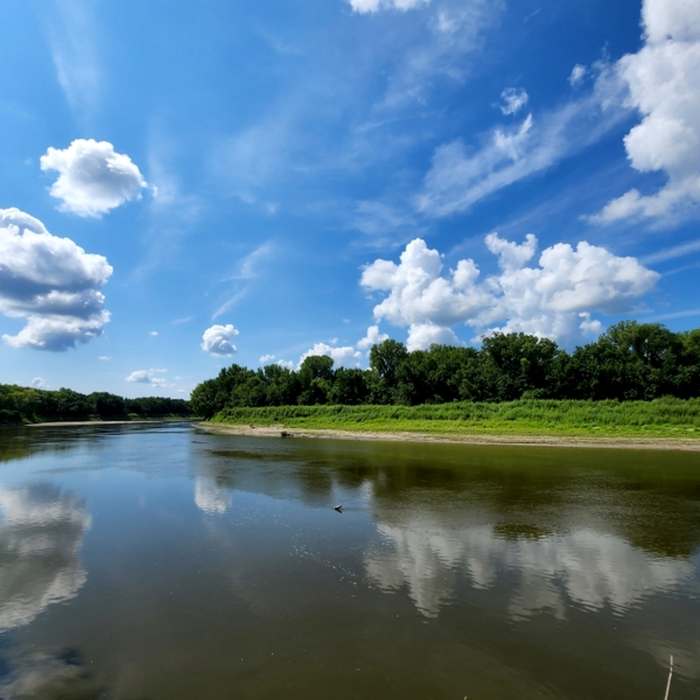 Looking upstream on the Minnesota River. Near Louisville Swamp Loop
