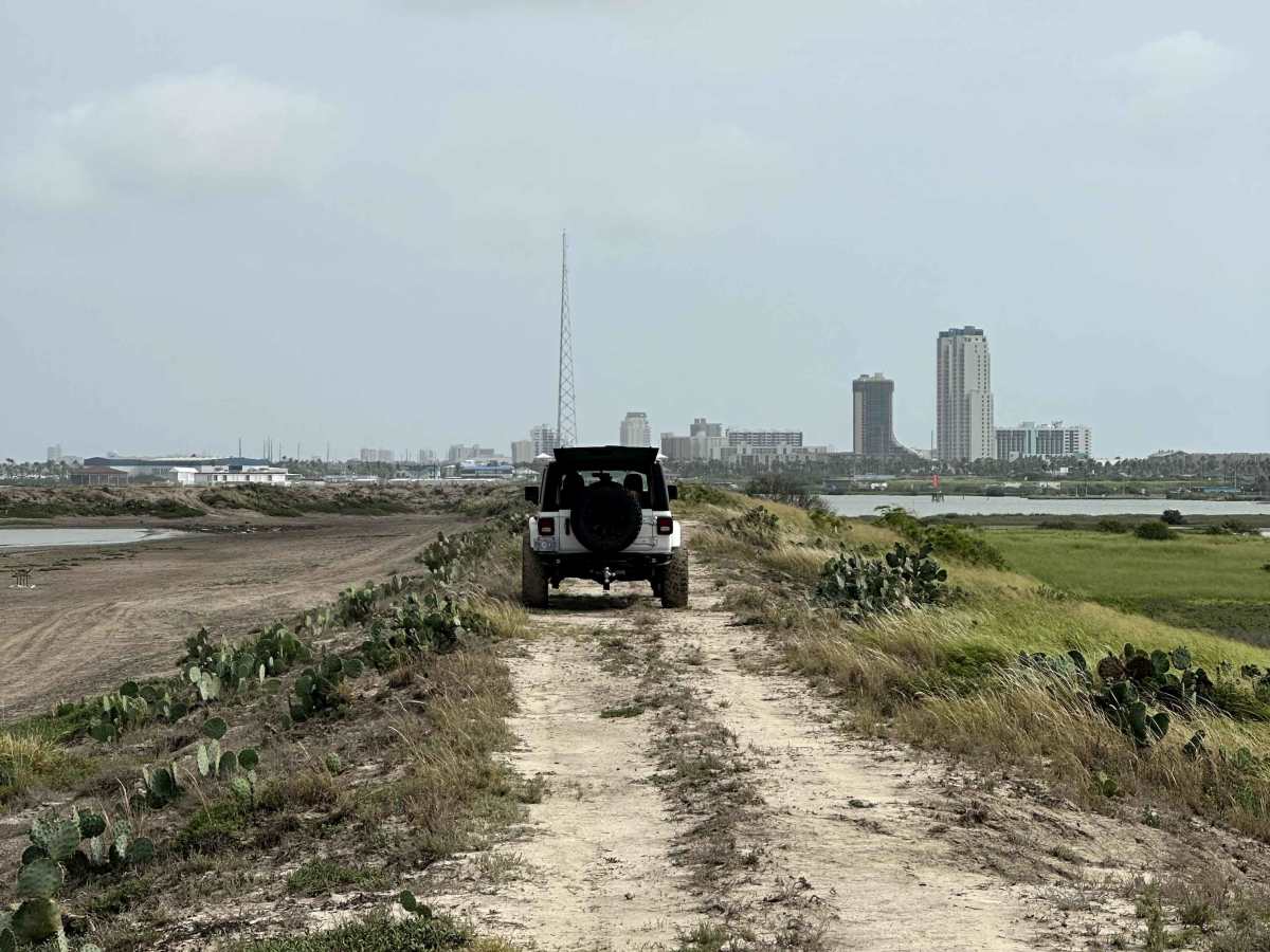 Levee Loop trail photo