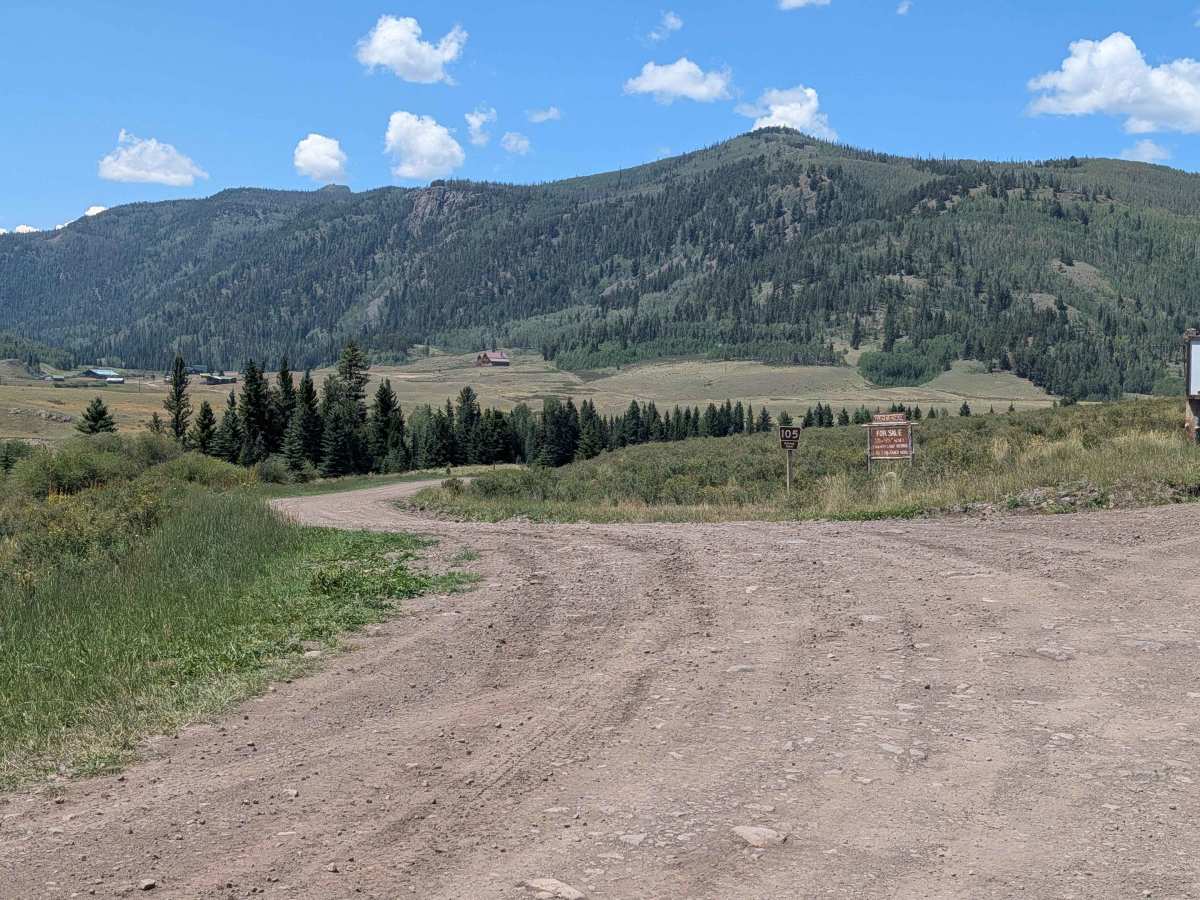 FS 105 trail photo