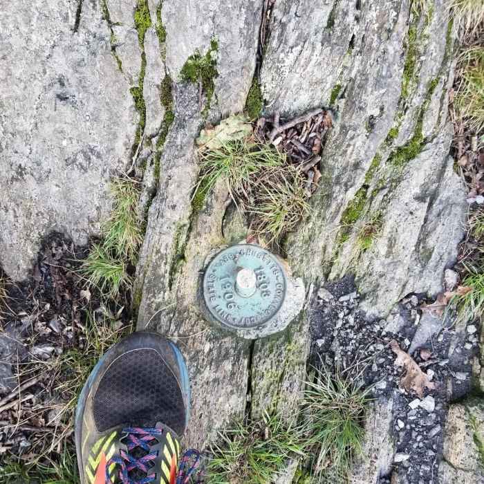 Mt. Frissel - Connecticut High Point Marker Near CT State Highpoint/Tri-point Out and Back