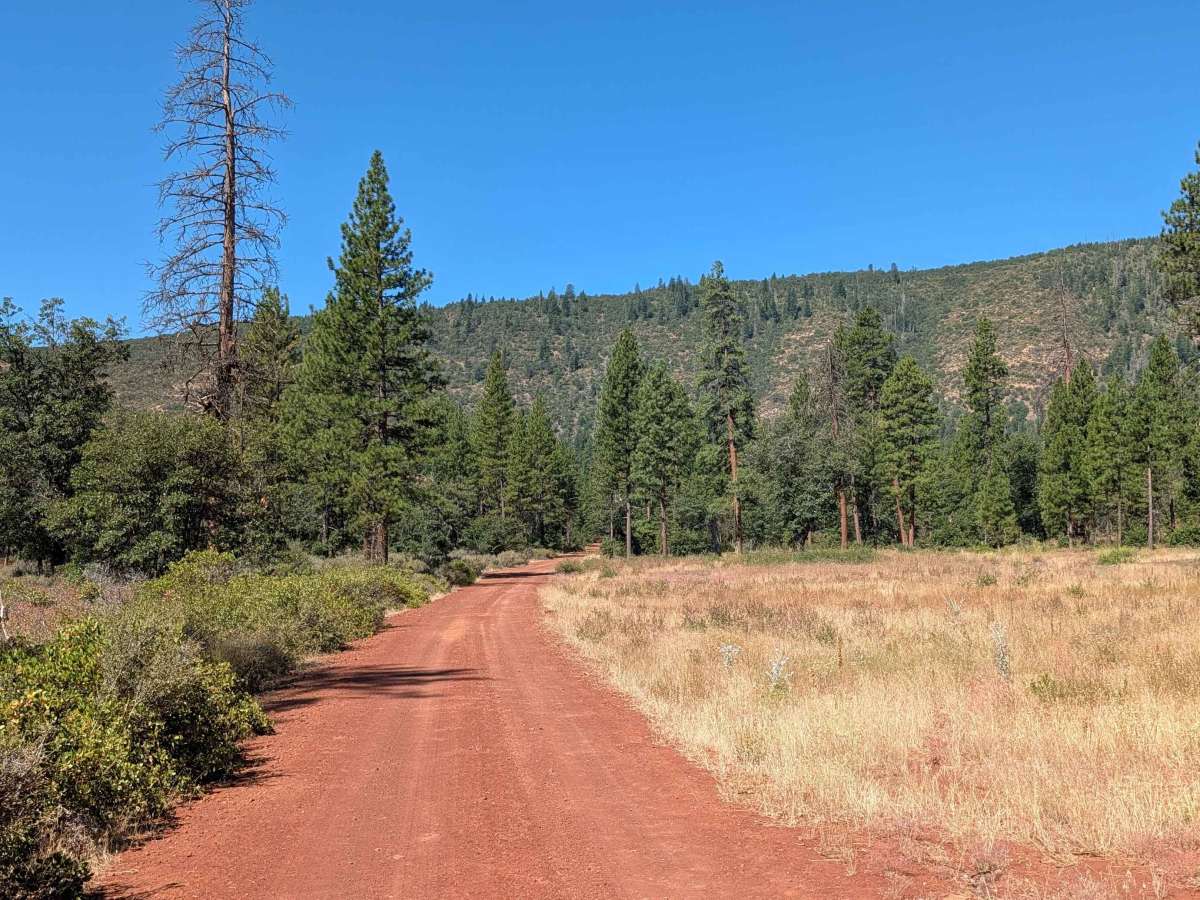 Pit Long Valley - FS 35N15 trail photo