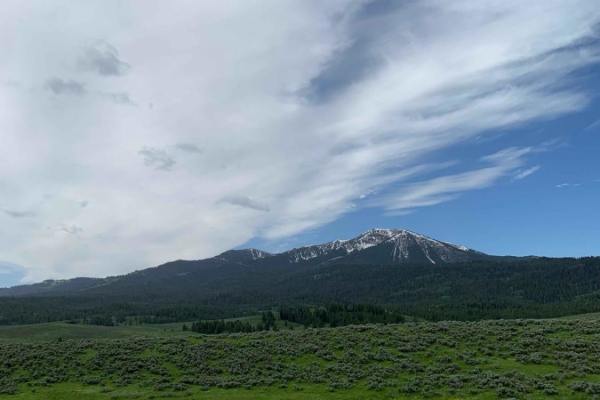Dans Creek to Caribou Basin