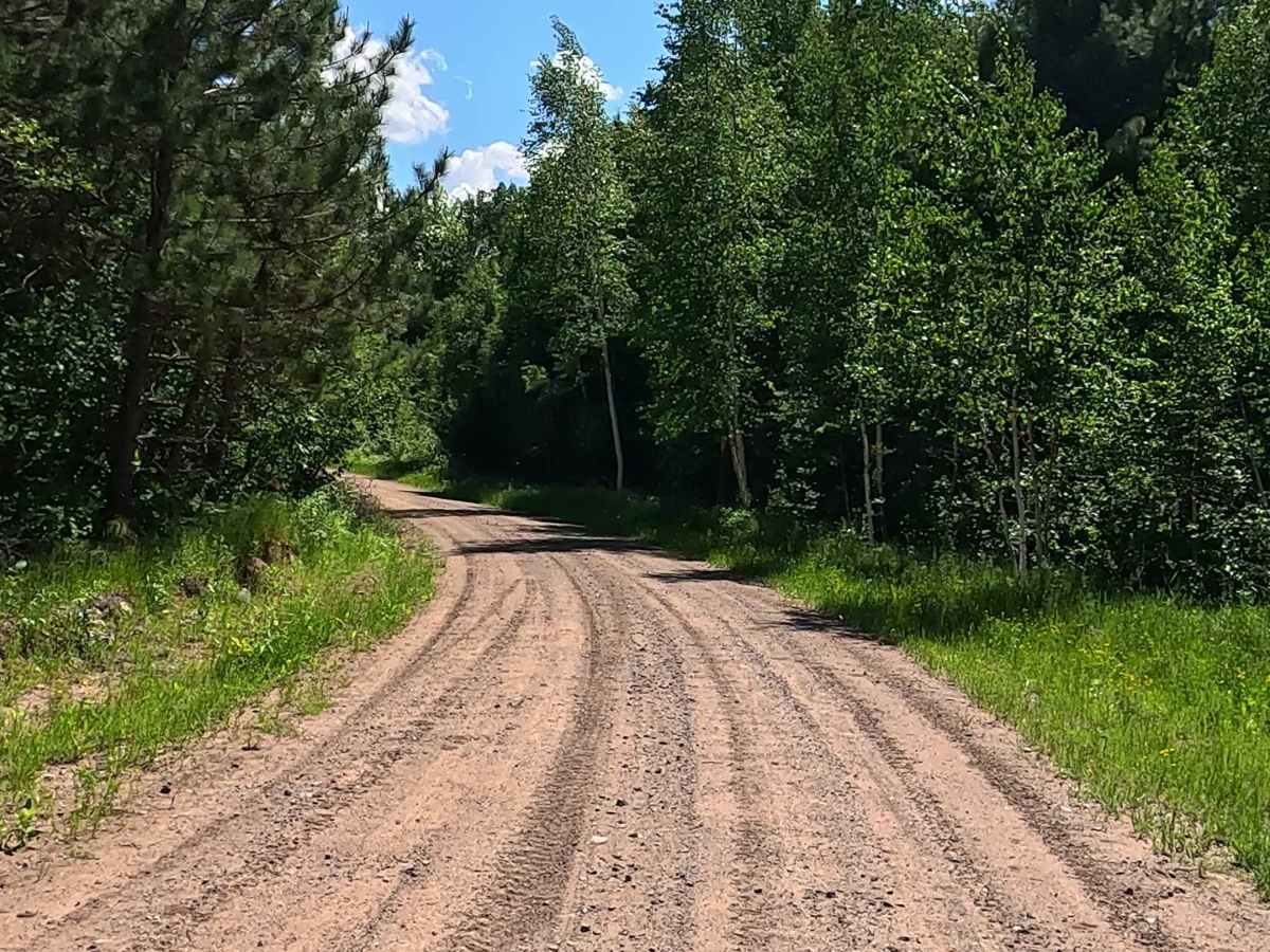 Dakota Farm Road photo 3