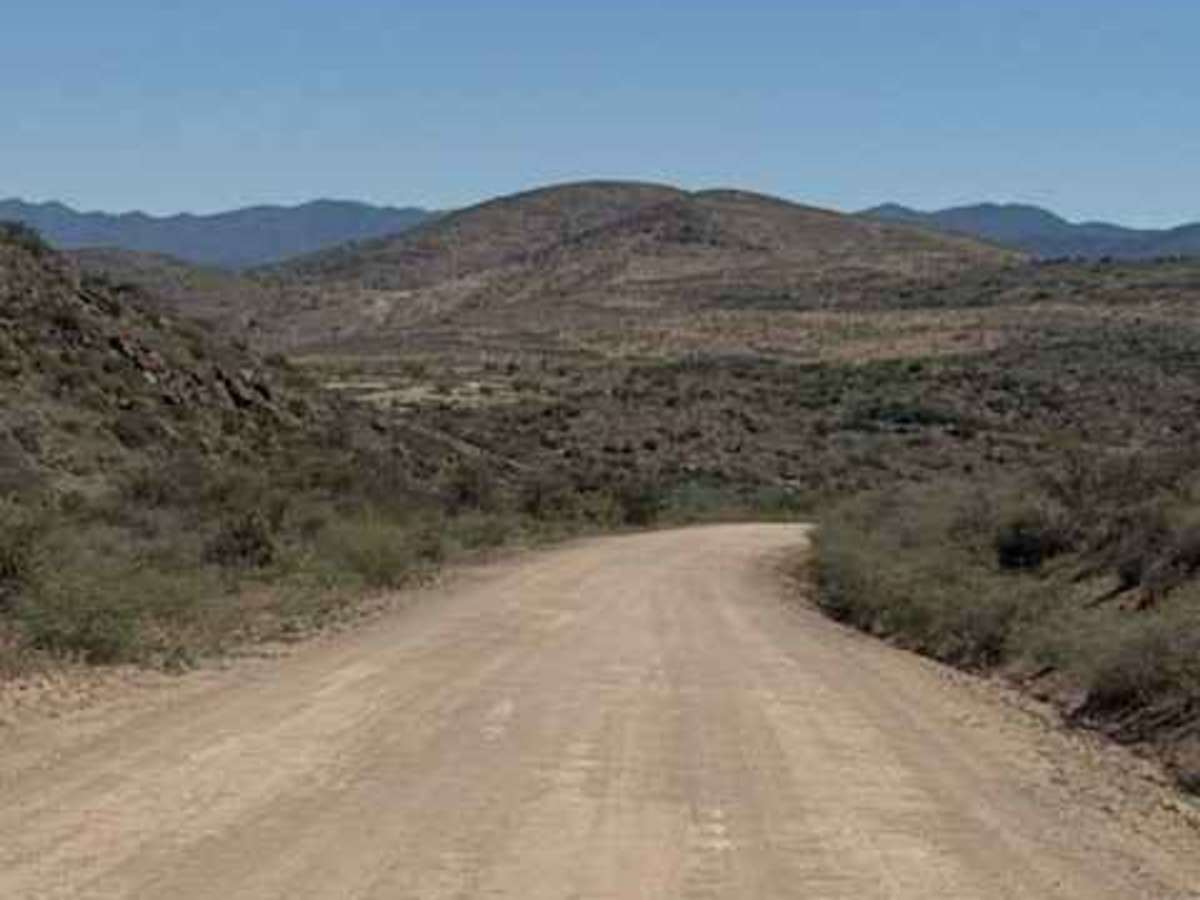 51000 Zonia Mine Rd  photo 3