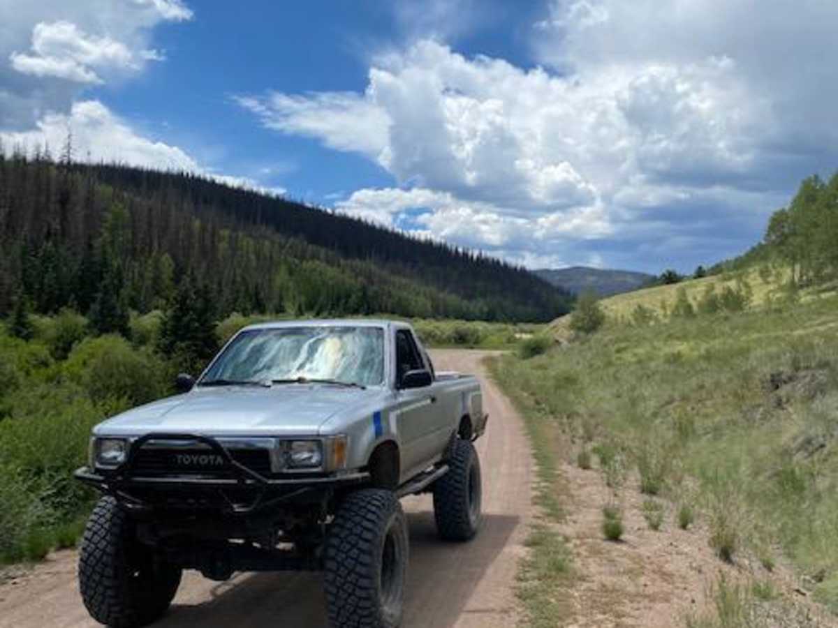 Mill Creek Road trail photo