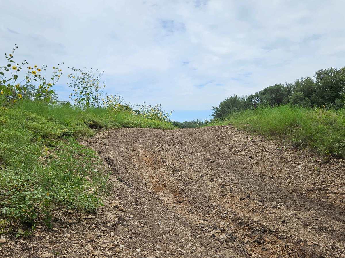 Old Russell's Trail photo 2