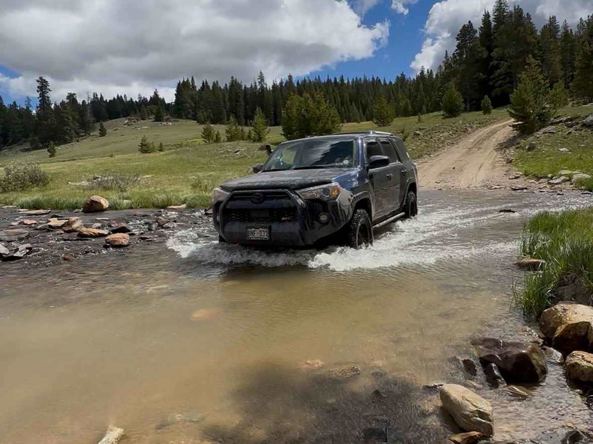 Gold Mine Road photo 3