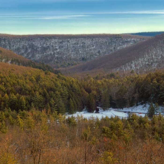 Subtle light from the overlook. Near Overlook Loop