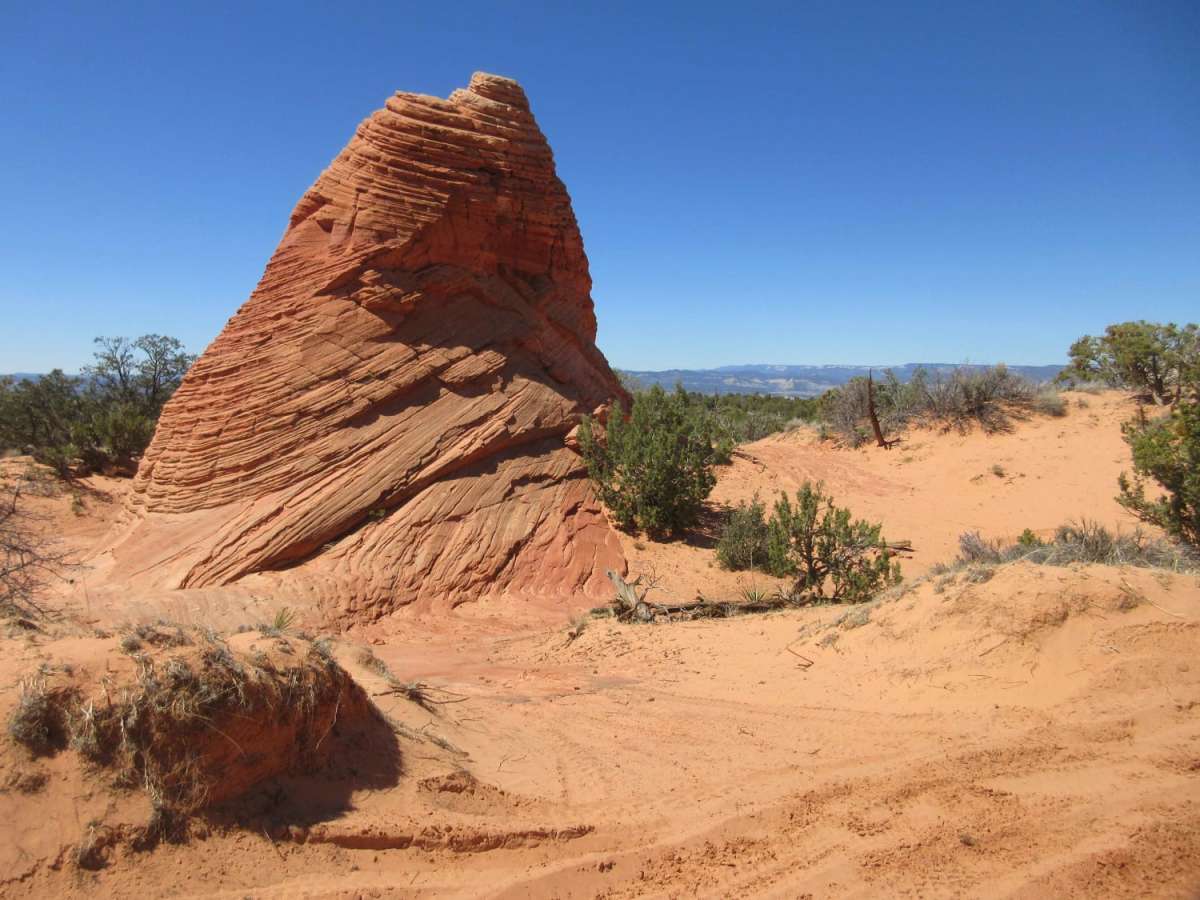Black Mesa-Red Knoll Loop trail photo