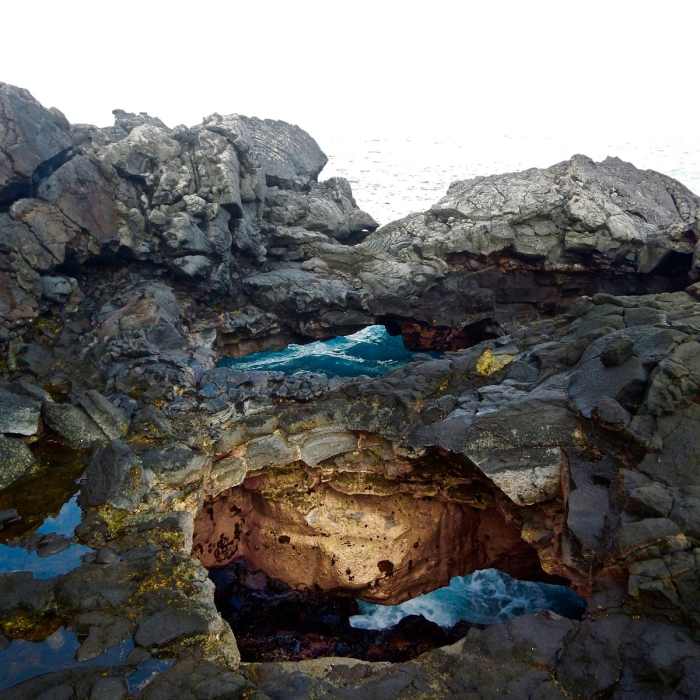 Near City of Arches on Honaunau Bay