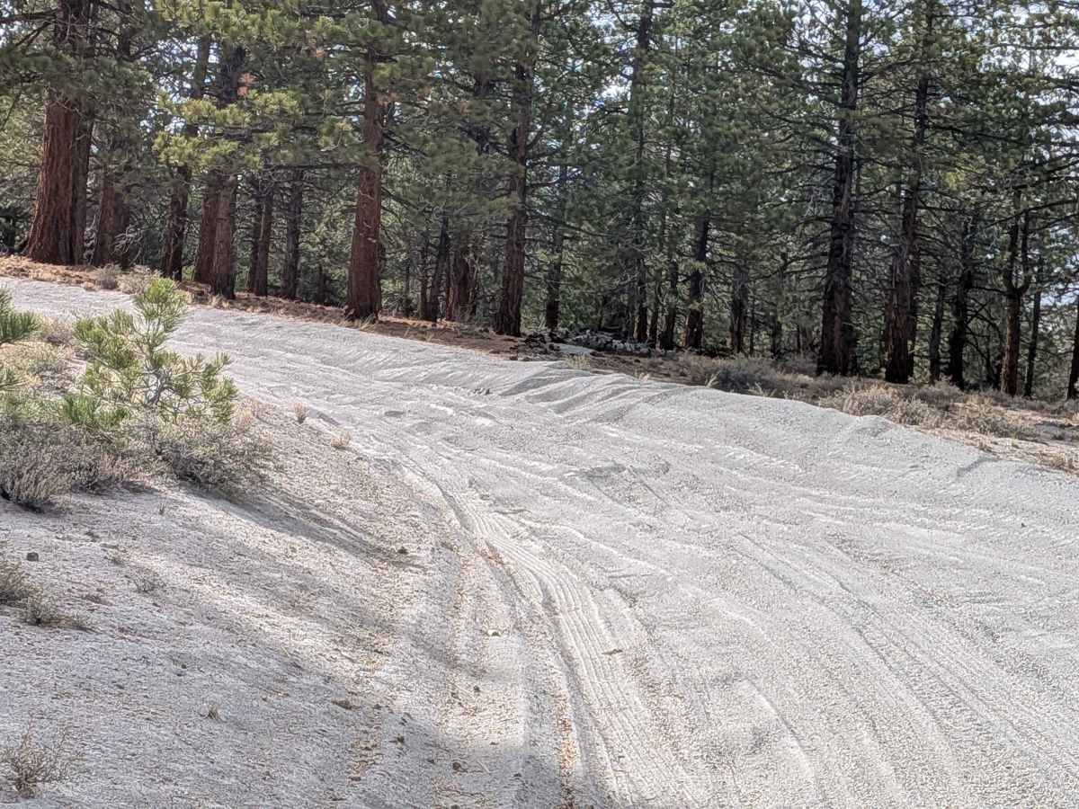 Mono Craters - FS 1S07 photo 3