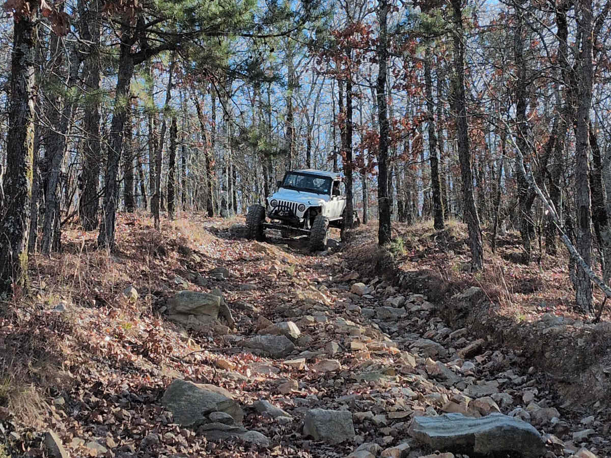 C16 trail photo