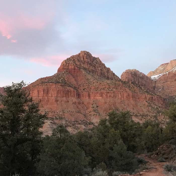 Near Chinle Trail