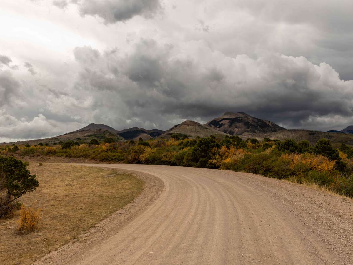 Geyser Pass trail photo