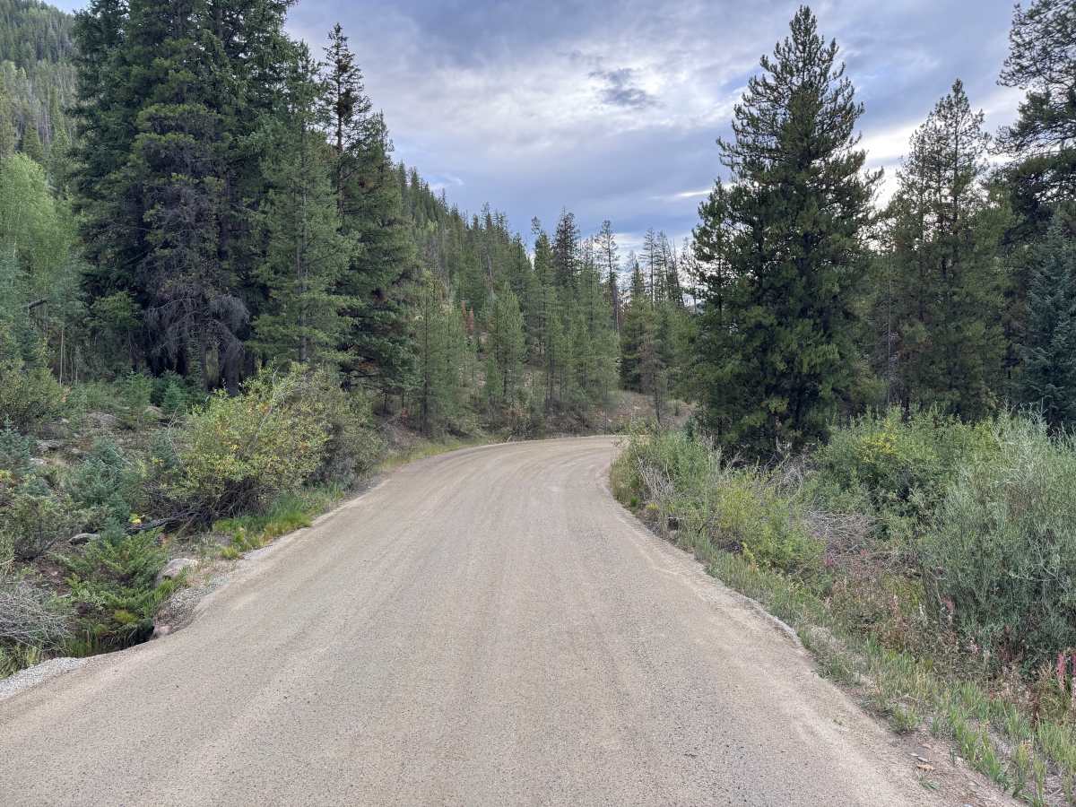 Homestake Road trail photo