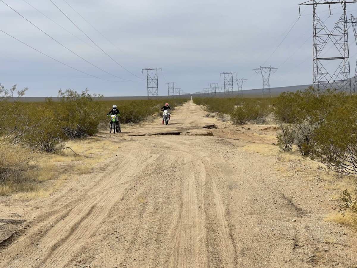 Ivanpah Valley High Voltage Line photo 5