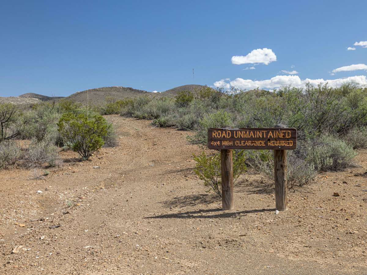 BBRSP - Tres Papalotes Tanks Road trail photo