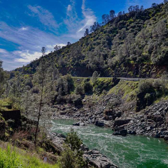 Near Canyon Creek Trail To The Black Hole of Calcutta Falls Near Canyon Creek Trail To The Black Hole of Calcutta Falls