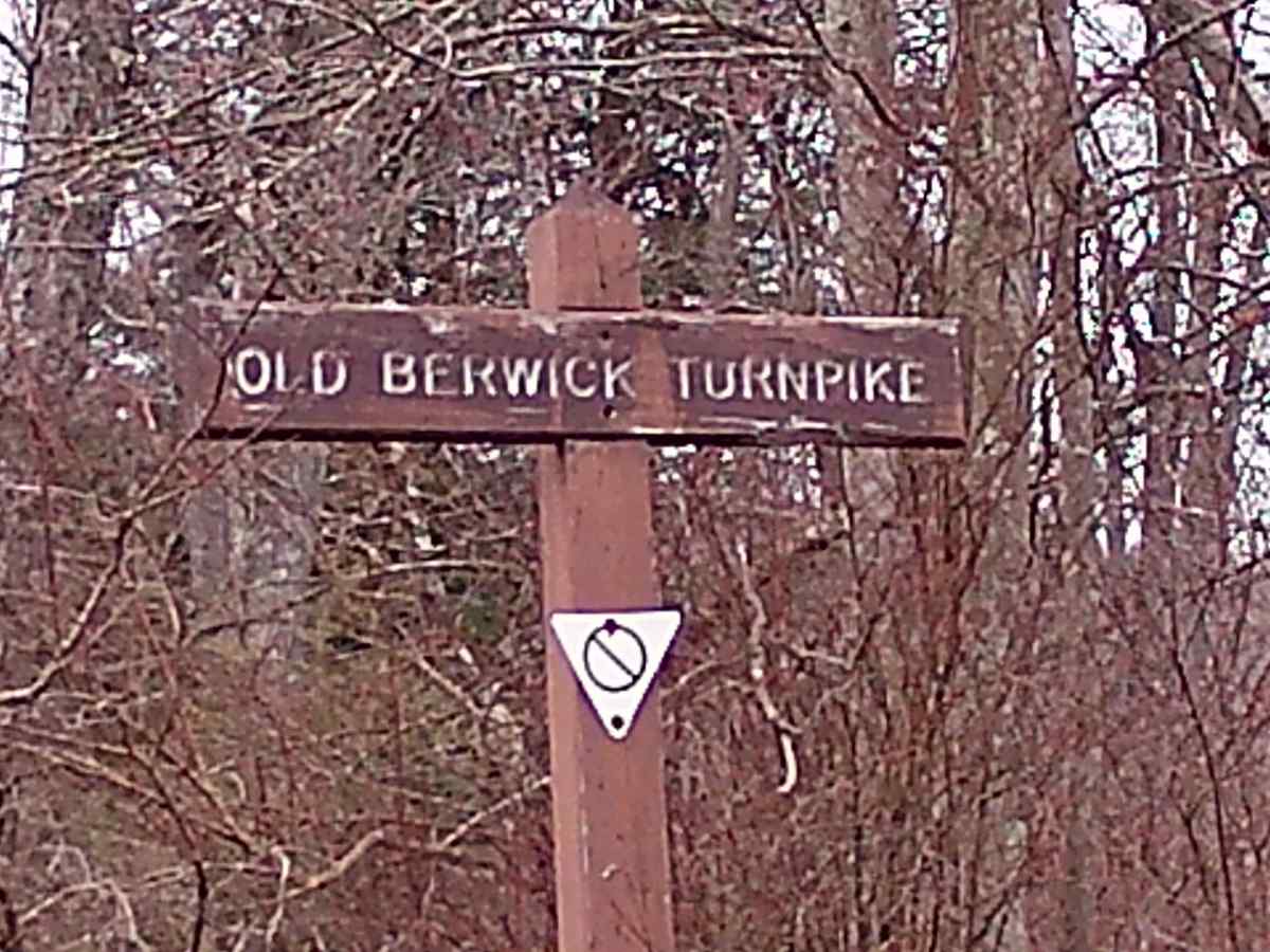 Old Berwick Turnpike trail photo