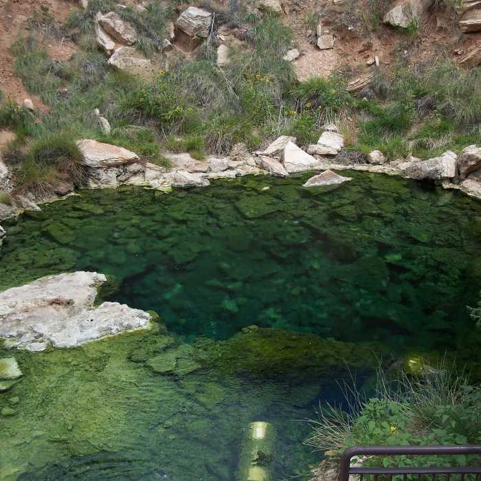 Near Rainbow Terraces Loop
