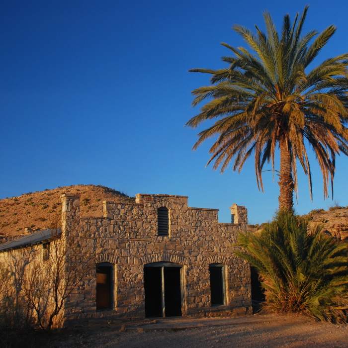 Near Hot Springs Trail