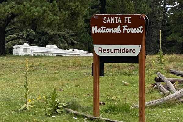 Resumidero Meadow Camping
